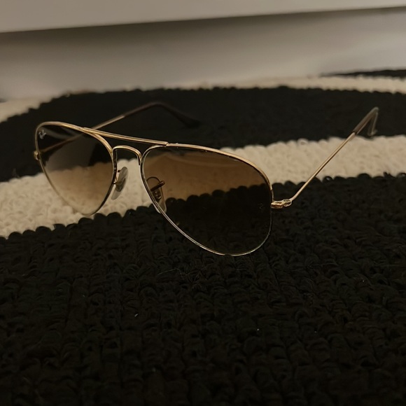 Gold Frame Ray-Bans - Picture 4 of 4